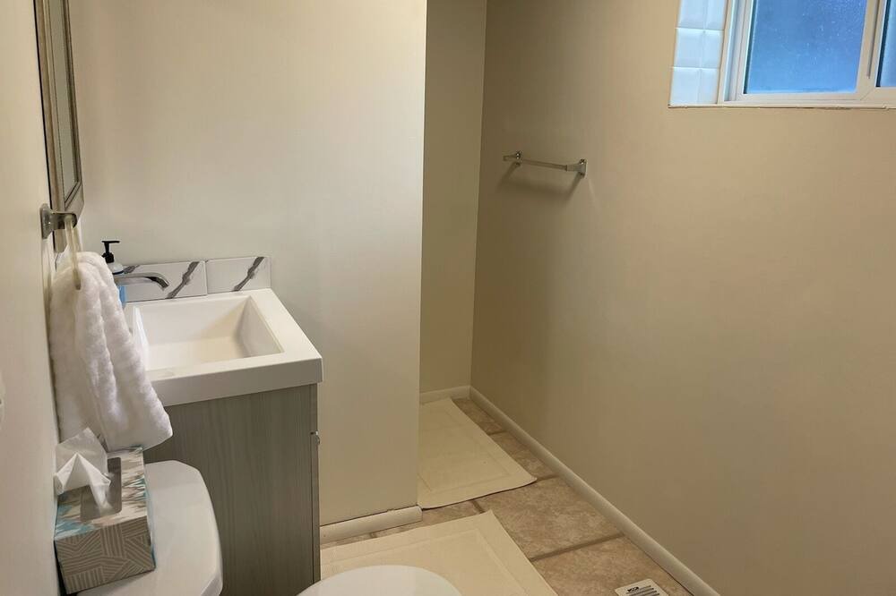 Photo of Bathroom in Pleasant View