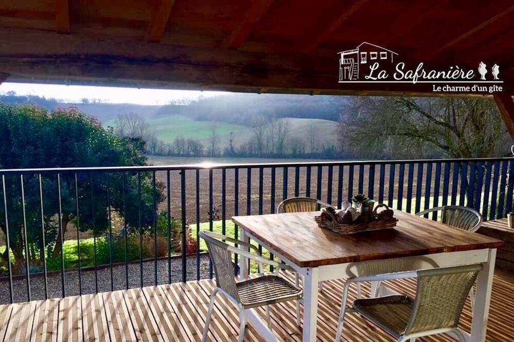 Photo of Patio Balcony in Lagraulet-Saint-Nicolas
