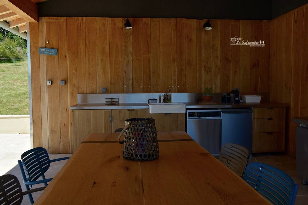 Photo of Kitchen in Lagraulet-Saint-Nicolas