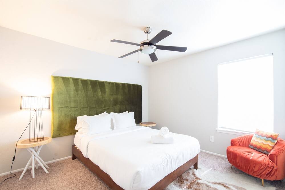 Photo of Bedroom in East Riverside - Oltorf
