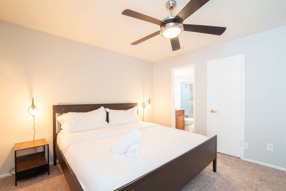 Photo of Bedroom in East Riverside - Oltorf
