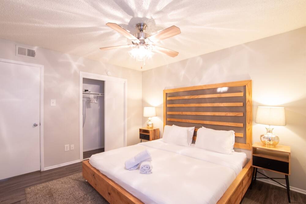 Photo of Bedroom in East Riverside - Oltorf
