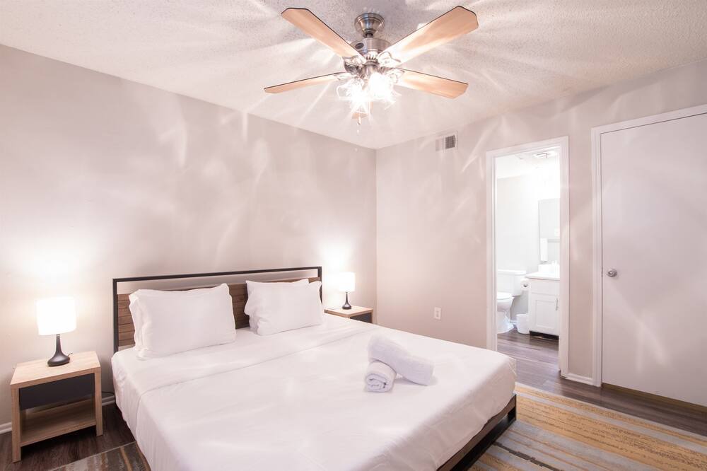 Photo of Bedroom in East Riverside - Oltorf