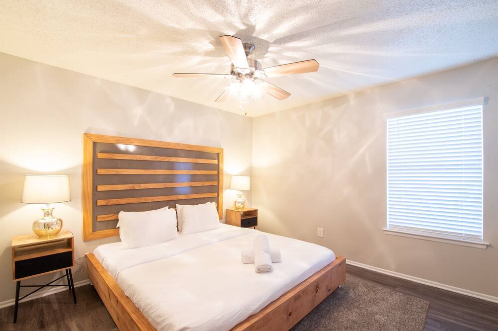 Photo of Bedroom in East Riverside - Oltorf