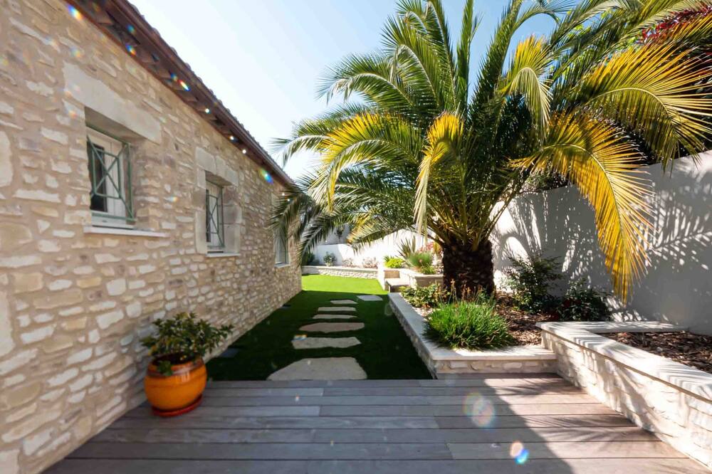 Photo of Outdoor in Juvignac