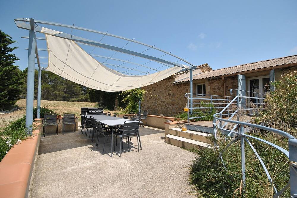 Photo of Patio Balcony in Saint-Andre-de-Roquelongue
