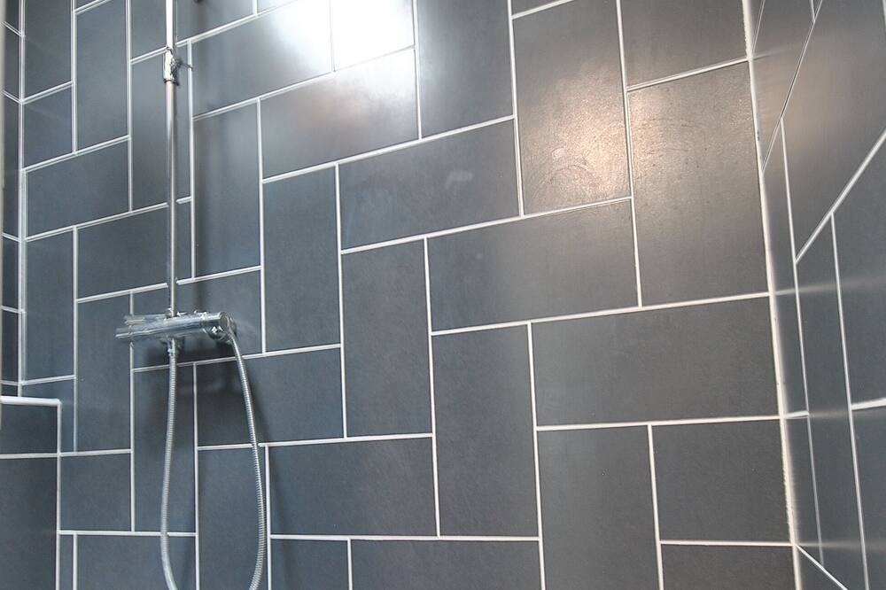 Photo of Bathroom in Saint-Andre-de-Roquelongue