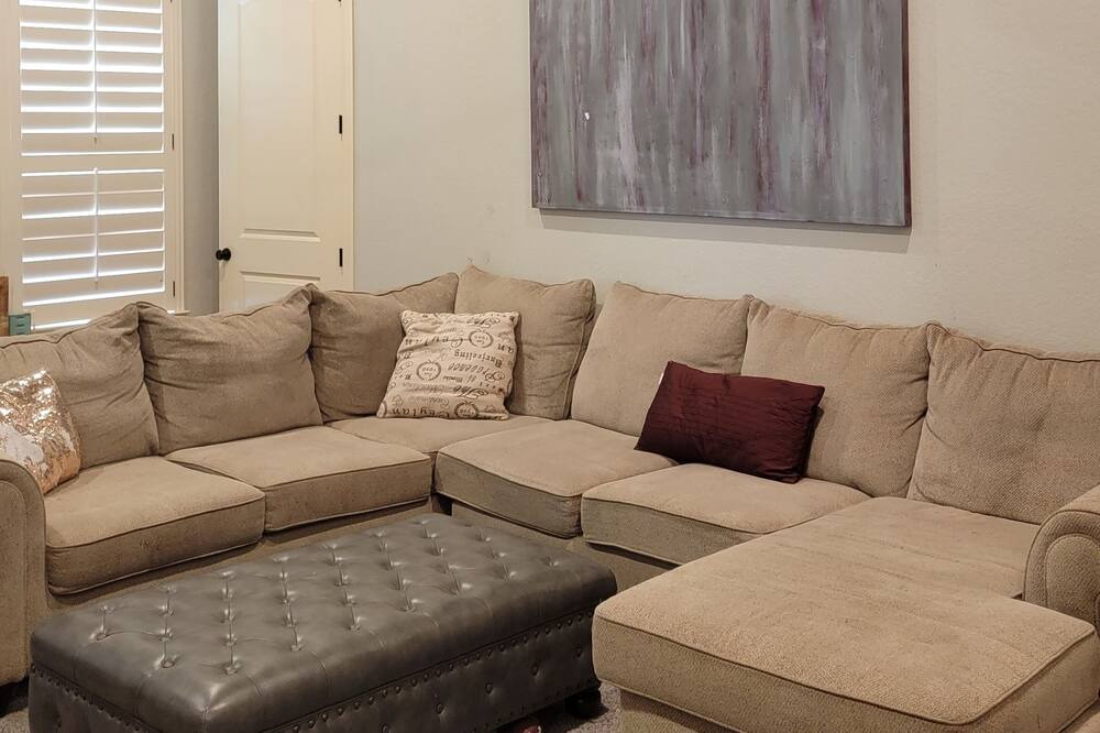Photo of Livingroom in Hondo