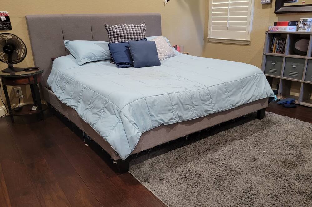 Photo of Bedroom in Hondo