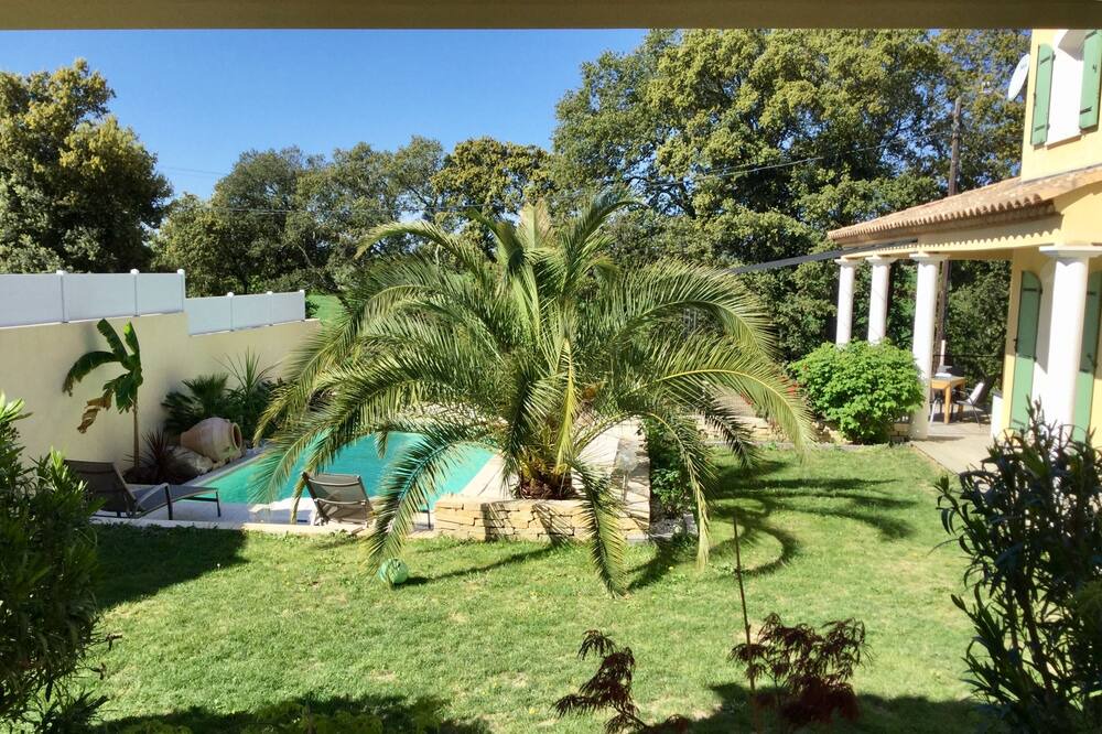 Photo of Outdoor in Salinelles
