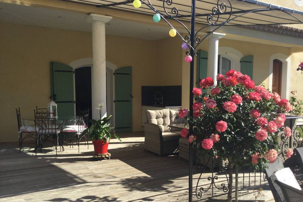 Photo of Patio Balcony in Salinelles