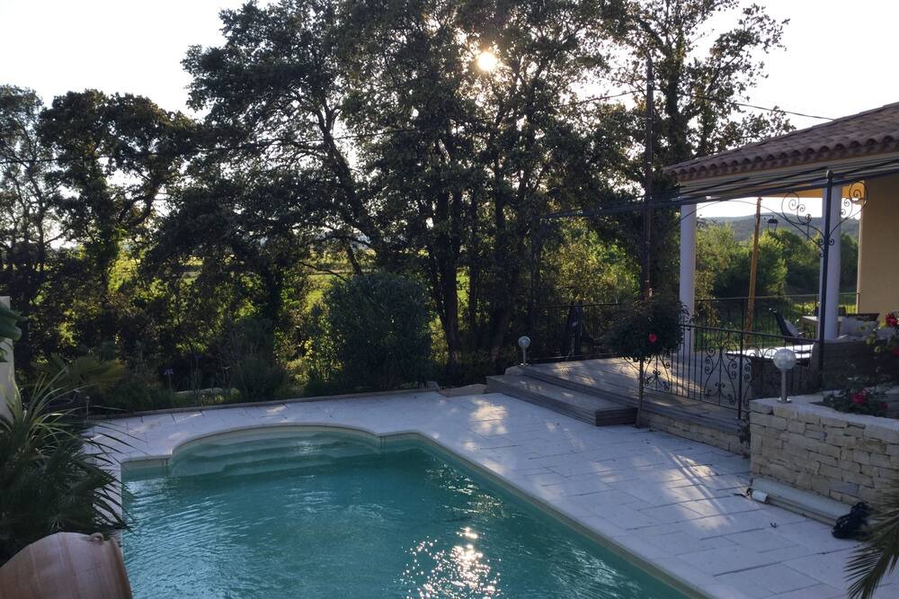 Photo of Outdoor in Salinelles