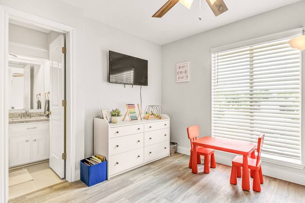 Photo of Bedroom in Seven Coves