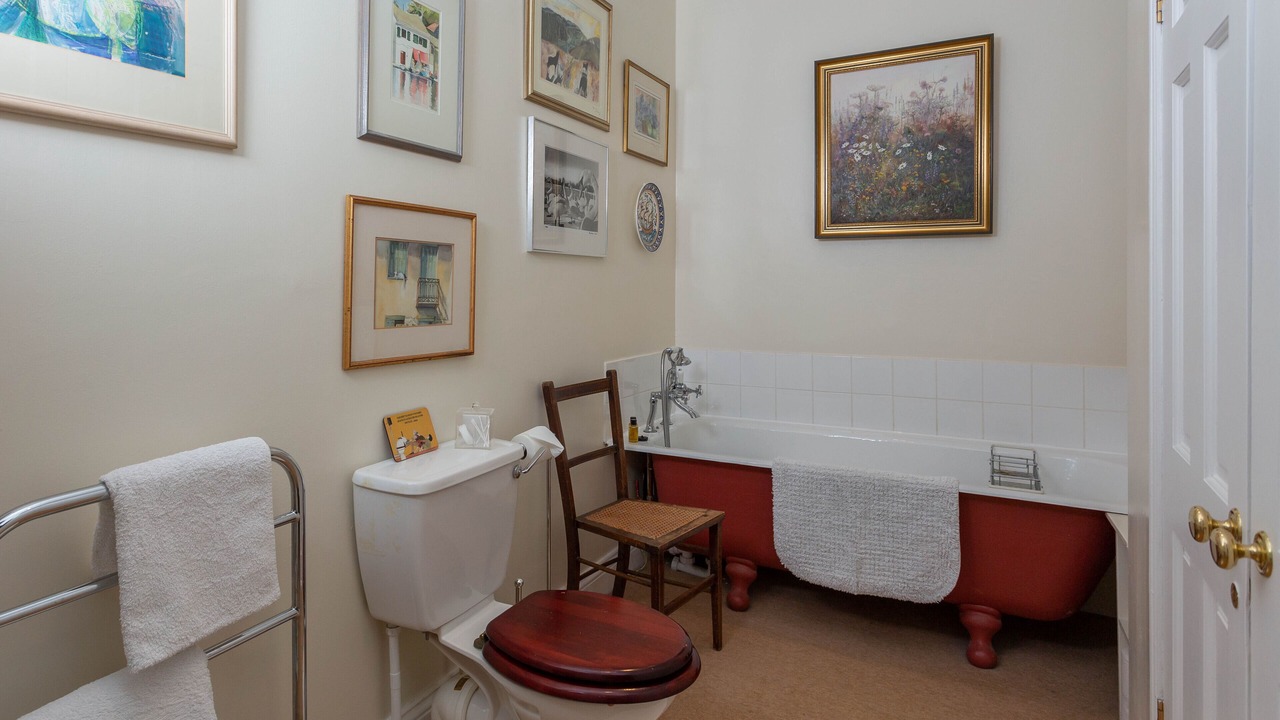 Photo of Bathroom in Ingram