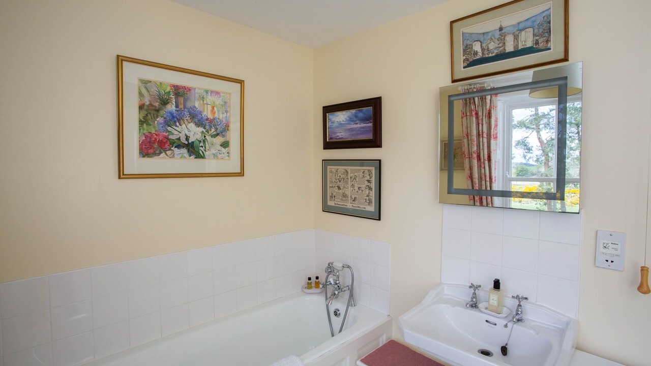 Photo of Bathroom in Ingram