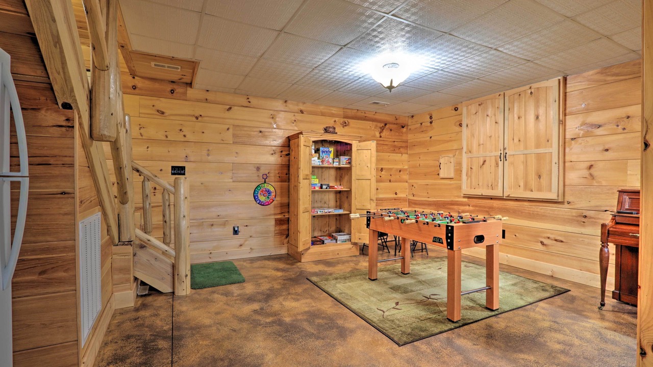 Photo of Bedroom in Rock Harbor