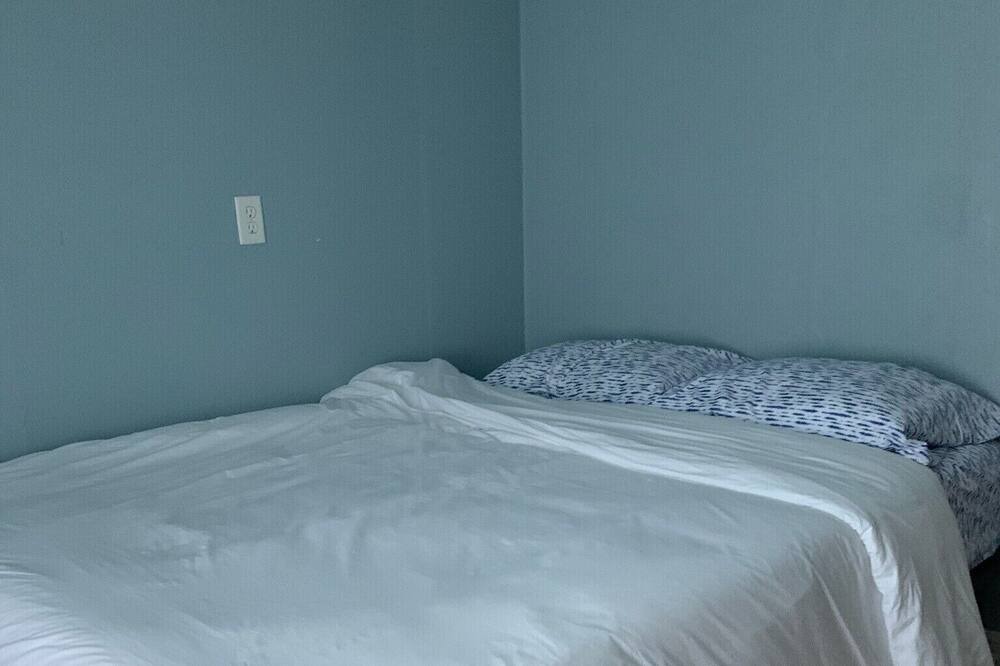 Photo of Bedroom in Spring Lake Heights