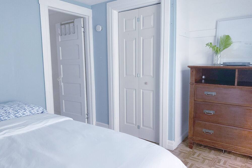 Photo of Bedroom in Spring Lake Heights