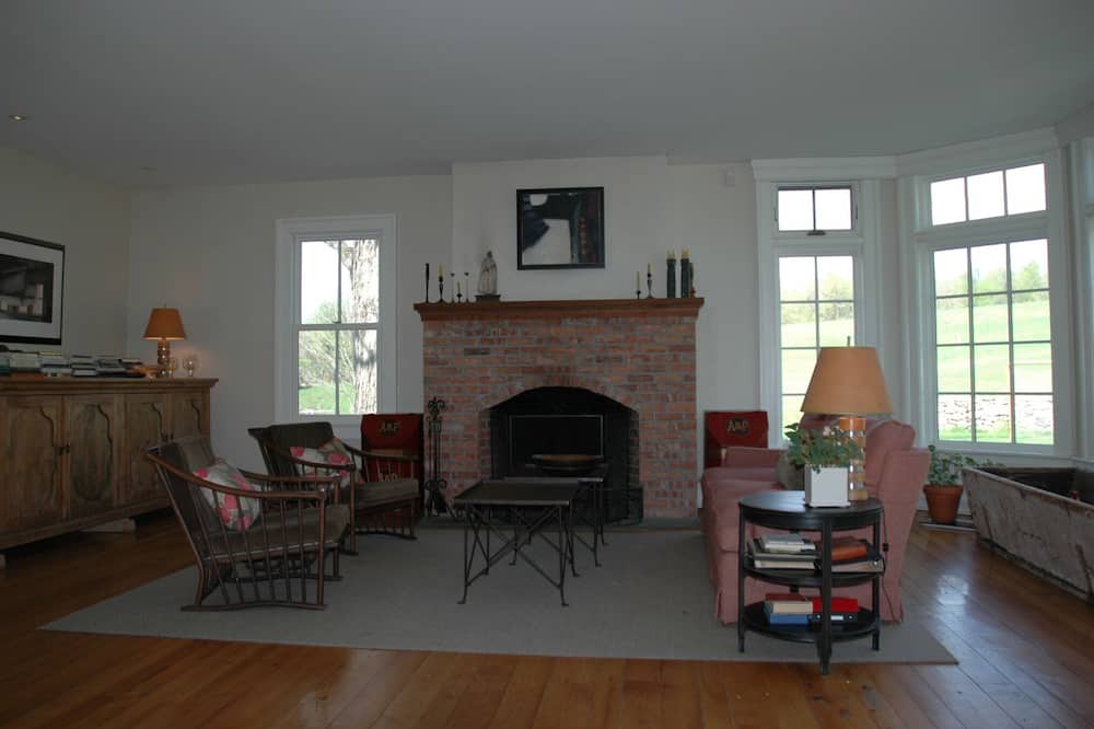 Photo of Bedroom in Chatham