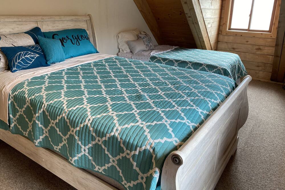 Photo of Bedroom in Broaddus