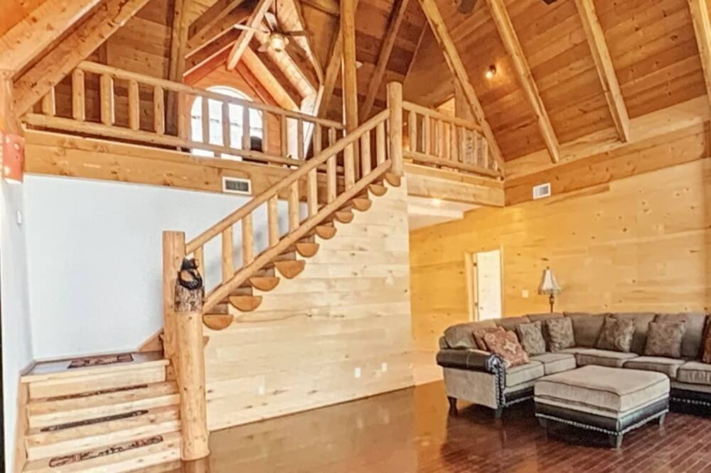 Photo of Livingroom in Broaddus