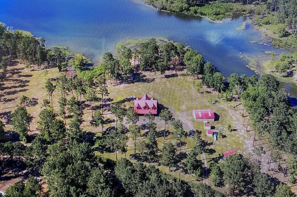 Photo of Outdoor in Broaddus