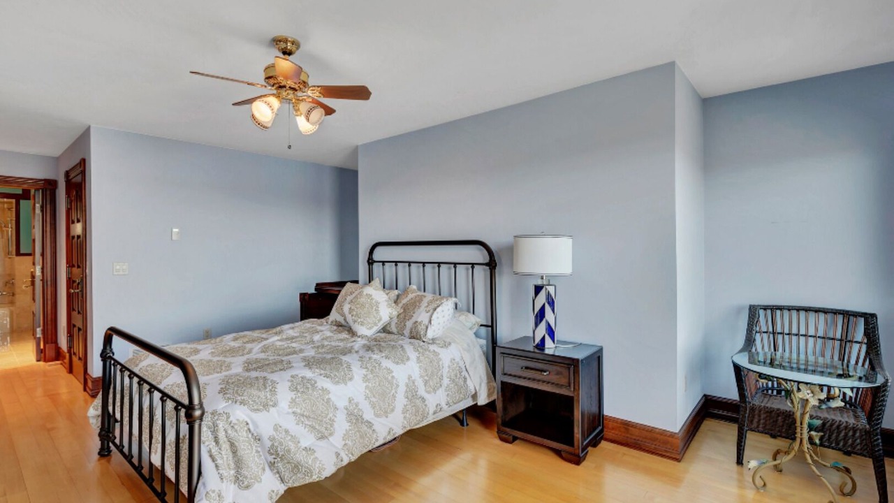 Photo of Others in Lyme