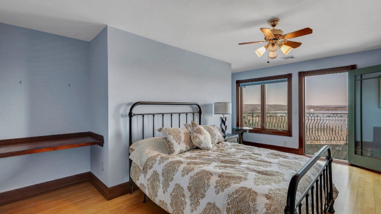 Photo of Others in Lyme