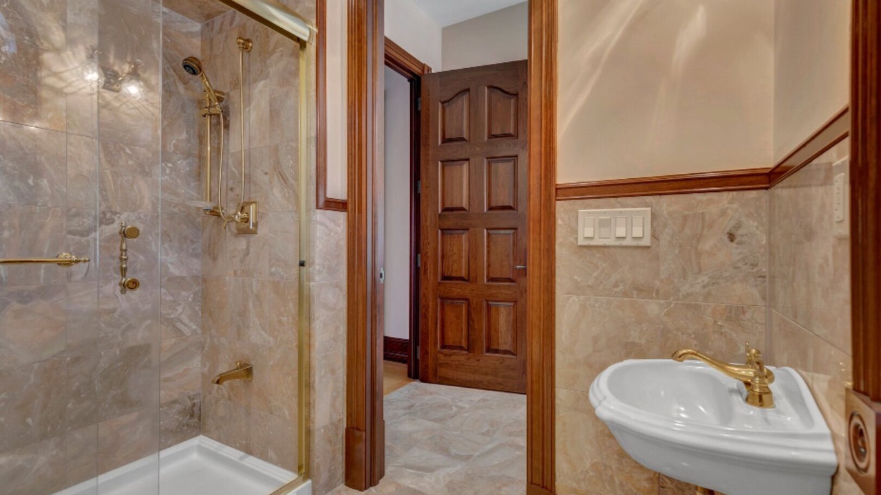 Photo of Bathroom in Lyme