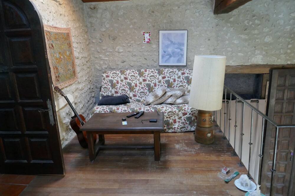 Photo of Livingroom in Celles