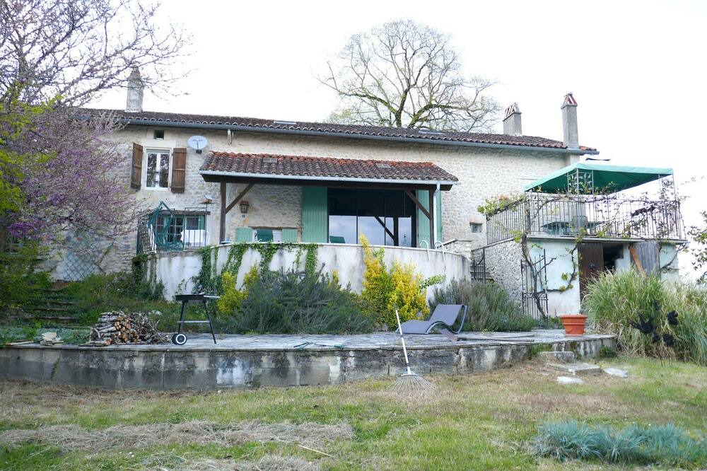 Photo of Outdoor in Celles