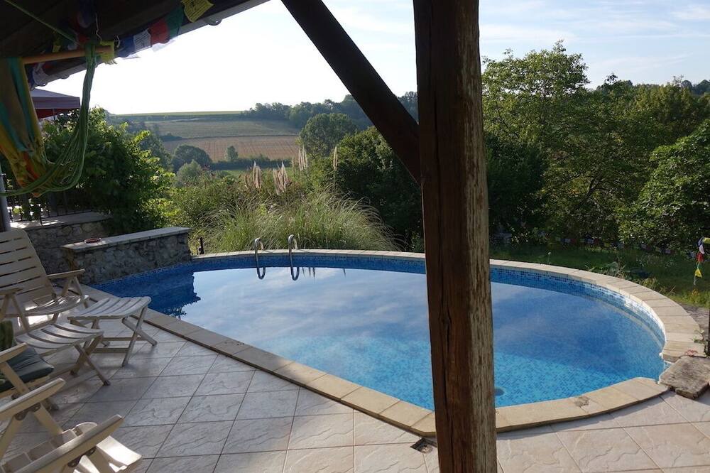 Photo of Outdoor in Celles
