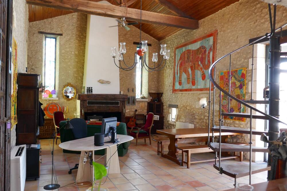 Photo of Livingroom in Celles