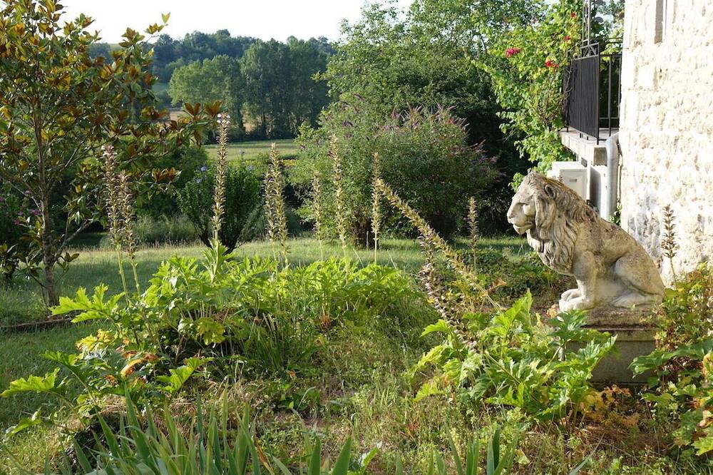 Photo of Outdoor in Celles