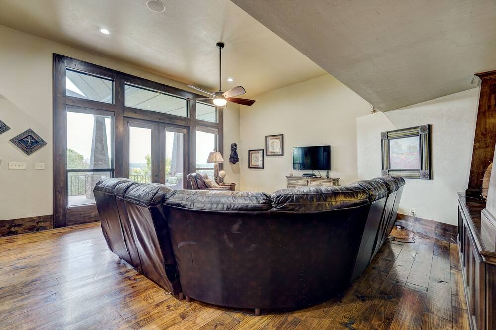 Photo of Bedroom in Paradise Hill