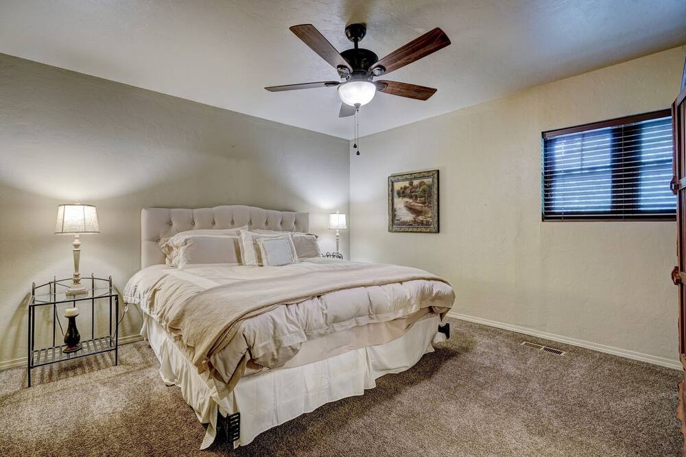Photo of Bedroom in Paradise Hill