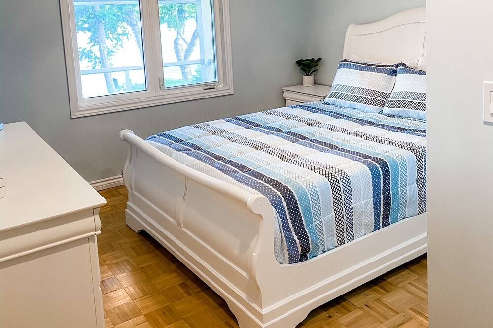 Photo of Bedroom in Orillia