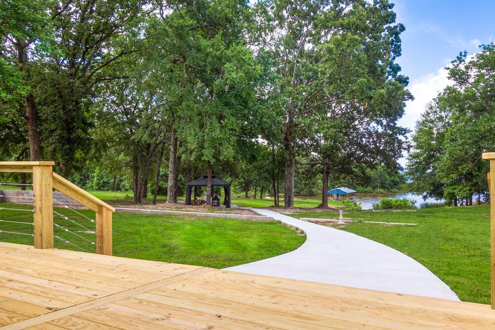 Photo of Outdoor in Yantis