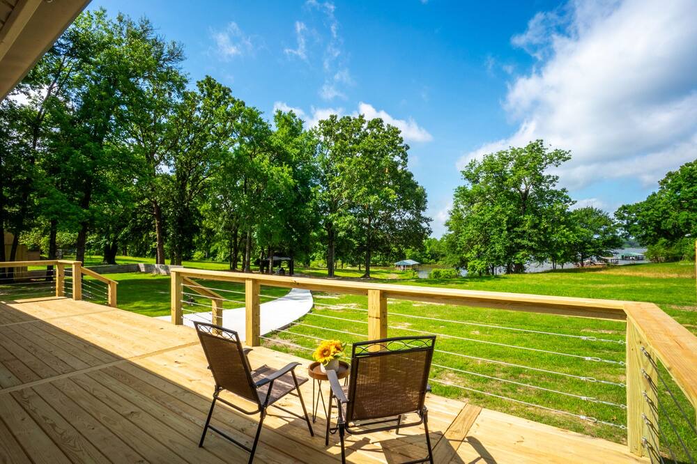 Photo of Patio Balcony in Yantis