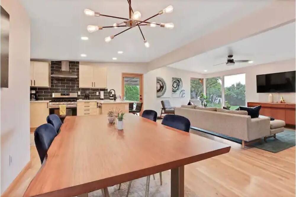 Photo of Others in Hillcrest