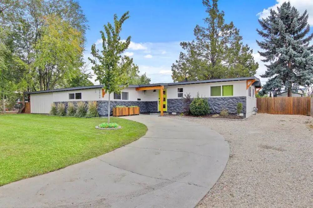 Photo of Outdoor in Hillcrest