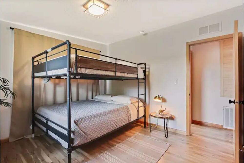 Photo of Bedroom in Hillcrest