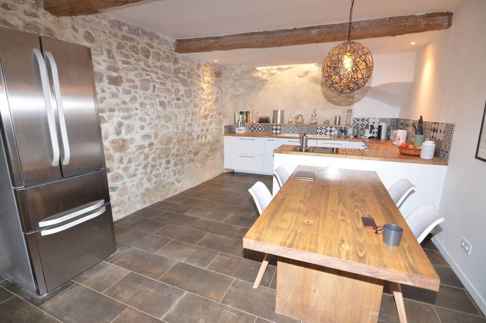 Photo of Kitchen in Bize-Minervois