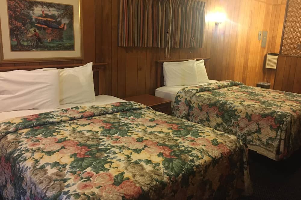 Photo of Bedroom in El Dorado