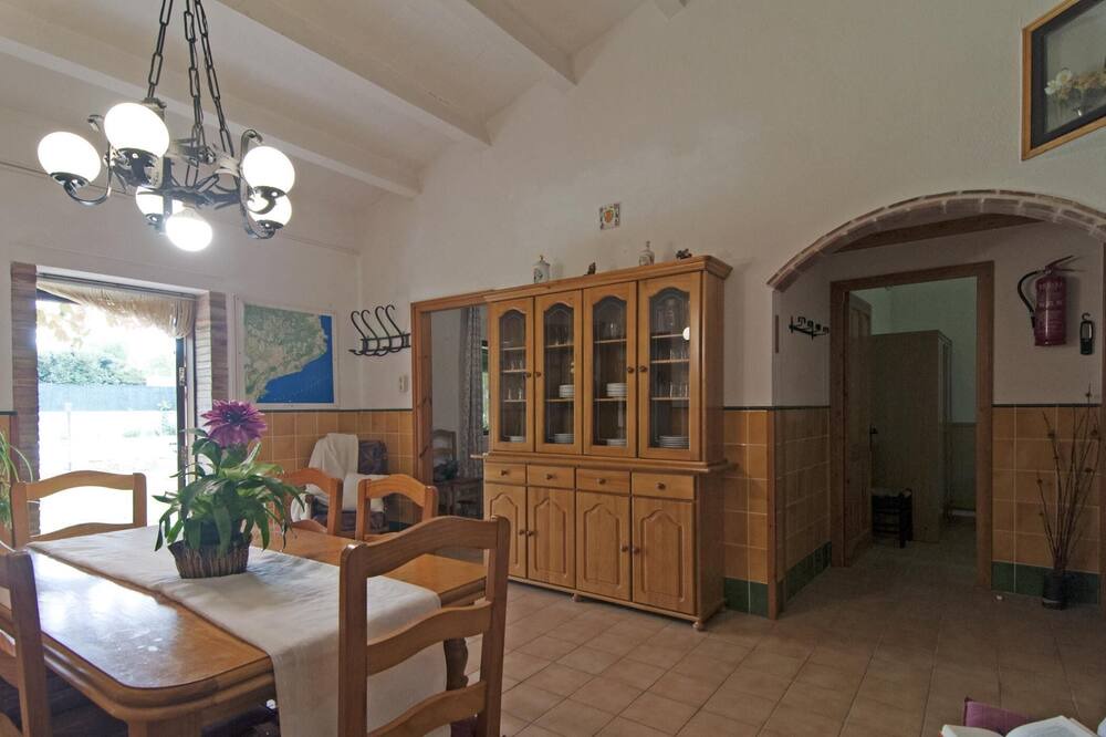 Photo of Kitchen in Albons