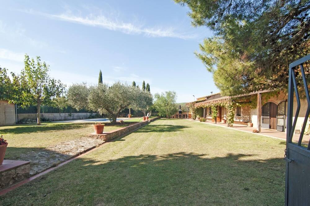 Photo of Outdoor in Albons