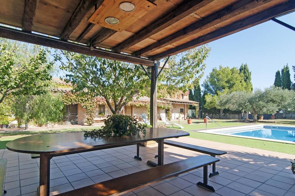 Photo of Patio Balcony in Albons