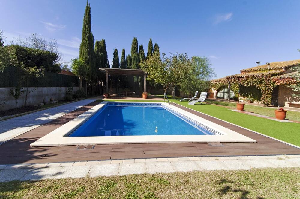 Photo of Outdoor in Albons