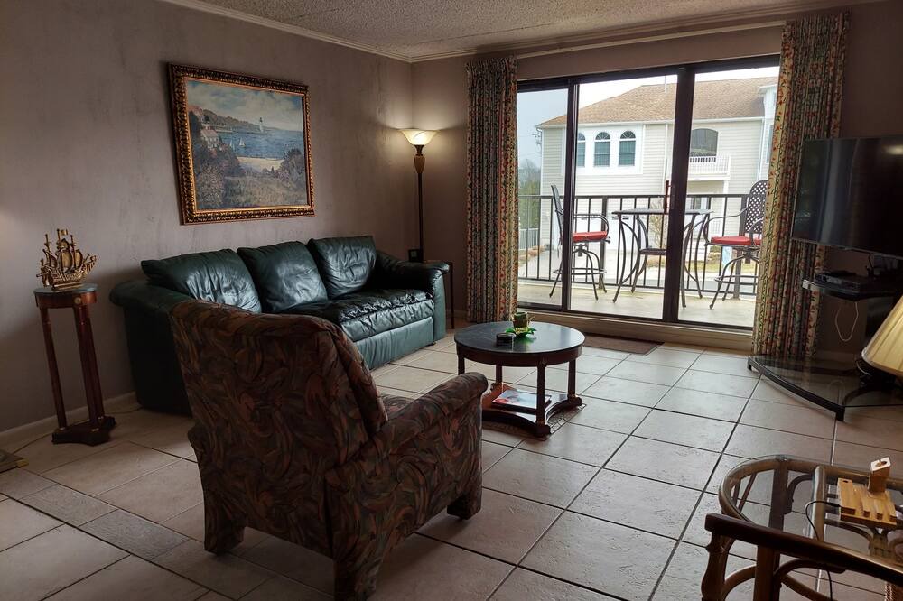 Photo of Livingroom in Southend