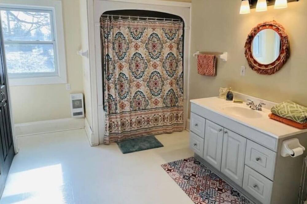 Photo of Bathroom in Perth